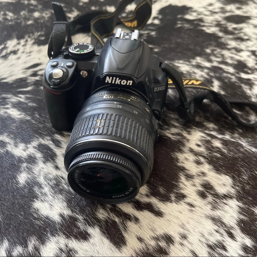 Nikon D3100